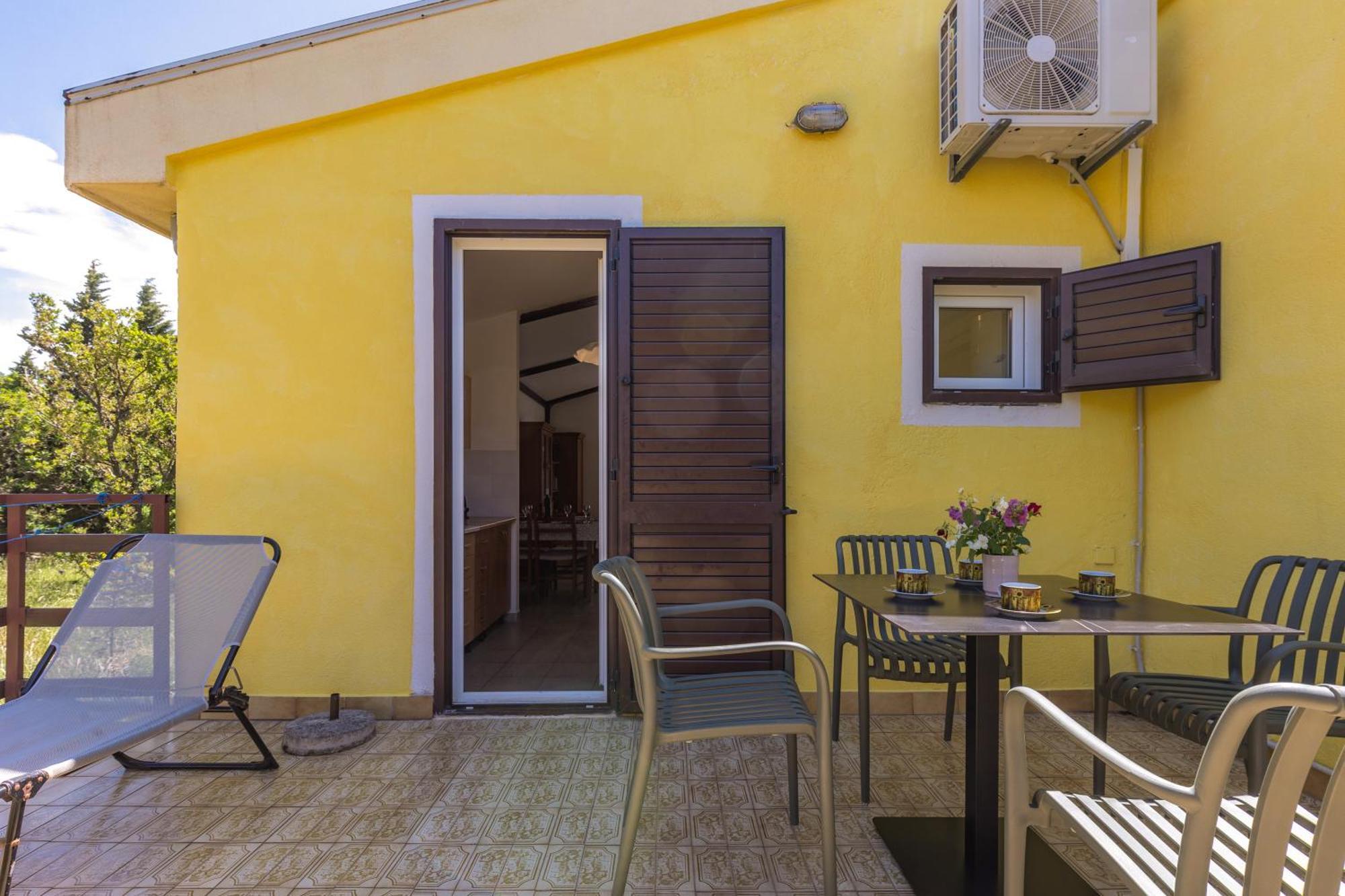 Beachfront House Nada - Happy Rentals 卡尔卢巴格 外观 照片