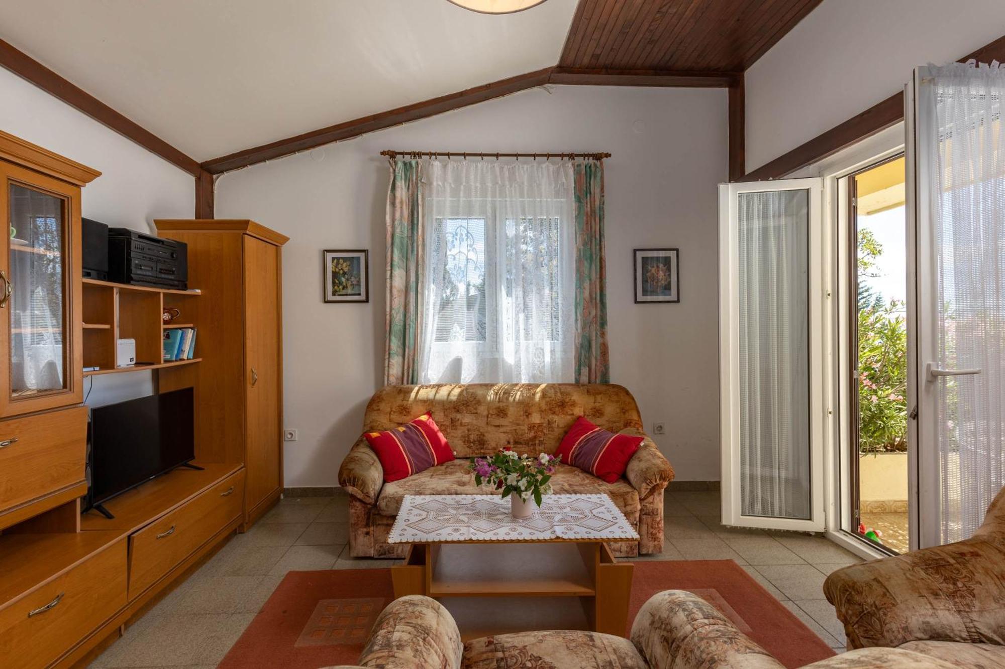 Beachfront House Nada - Happy Rentals 卡尔卢巴格 外观 照片